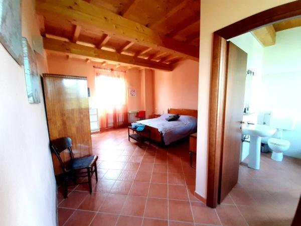 La Cascina Del Sole Vandrehjem Rivarolo del Re ed Uniti Eksteriør billede