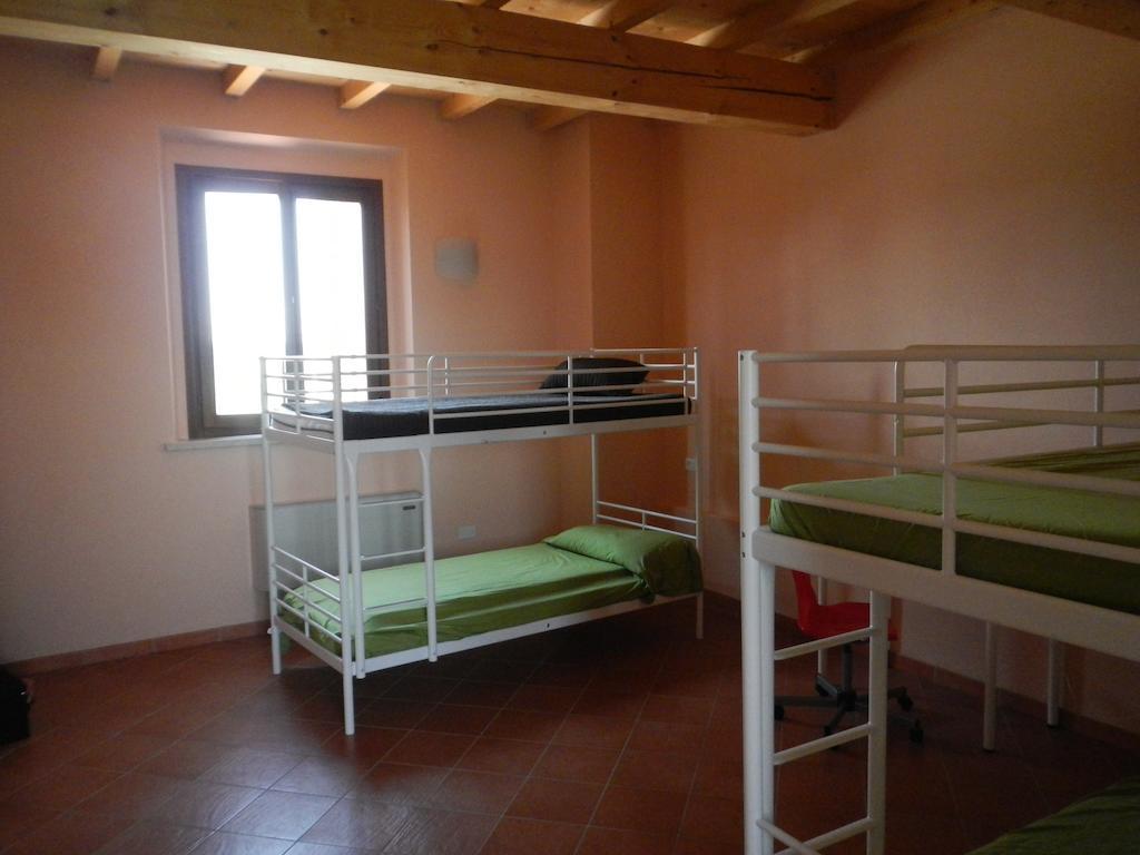 La Cascina Del Sole Vandrehjem Rivarolo del Re ed Uniti Værelse billede