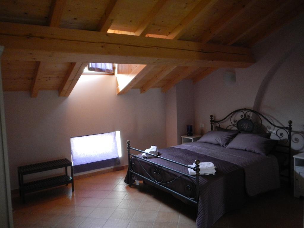 La Cascina Del Sole Vandrehjem Rivarolo del Re ed Uniti Værelse billede