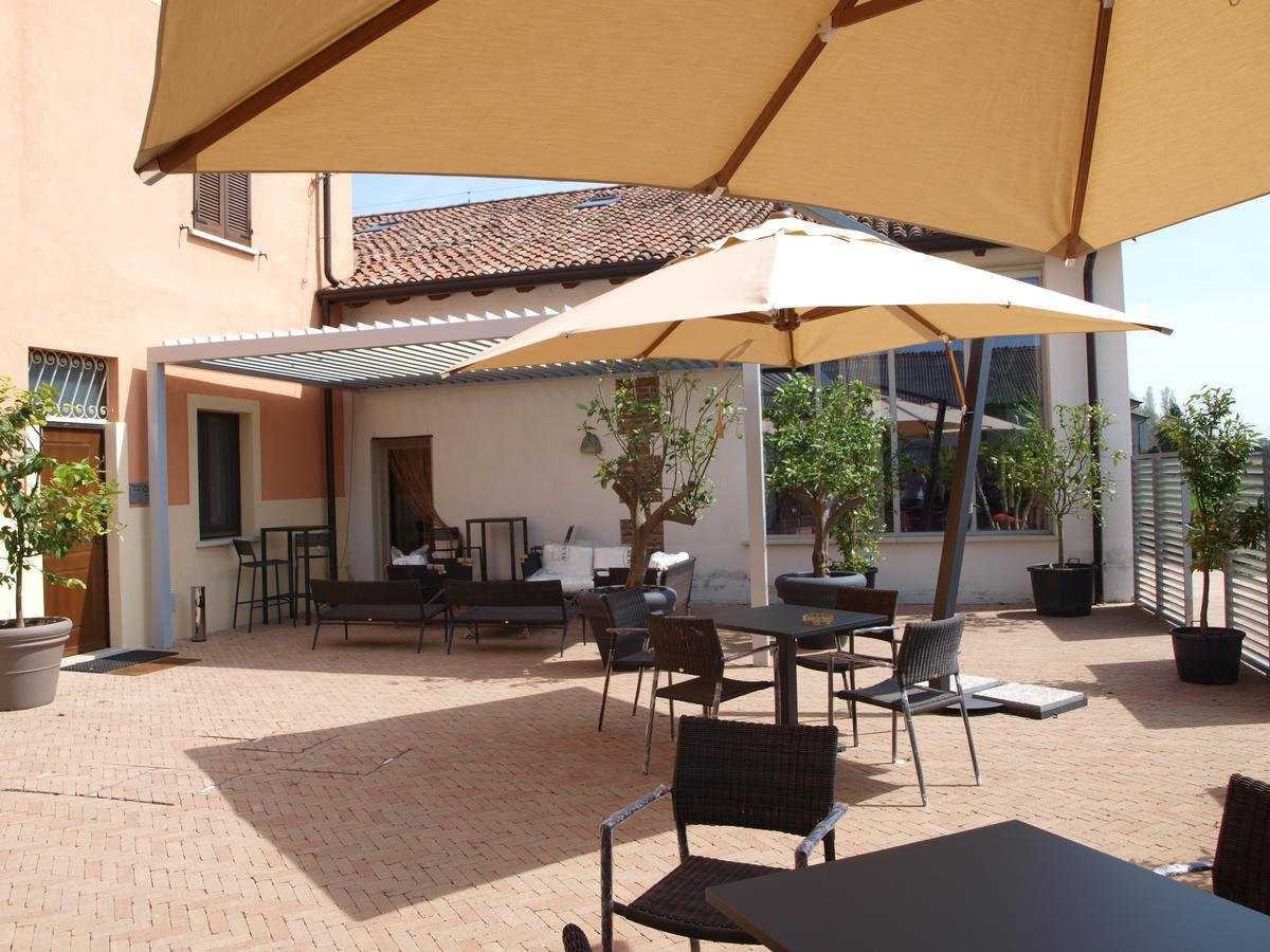 La Cascina Del Sole Vandrehjem Rivarolo del Re ed Uniti Eksteriør billede